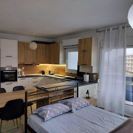 Luxurious 4Th Floor Apartment With Elevator Александроуполис Экстерьер фото